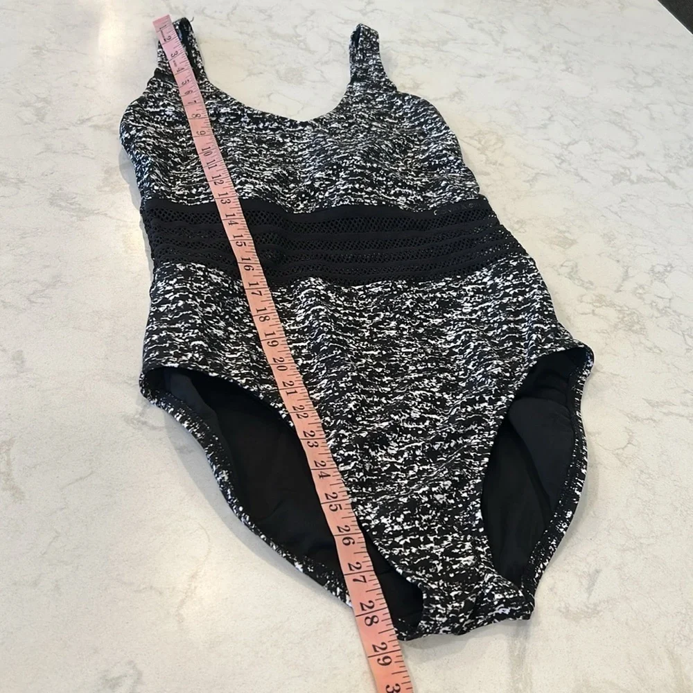 Calvin Klein Sea Glass Printed Mesh-Inset Black White Suit Size 8